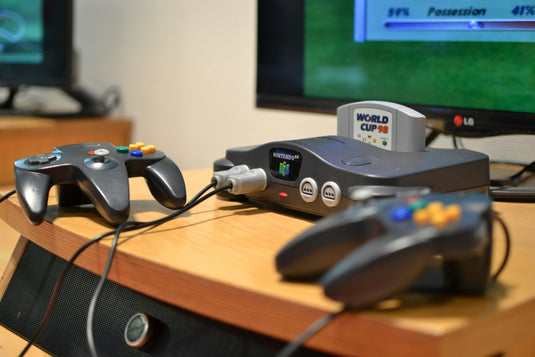 Nintendo 64 Controller + Zubehör