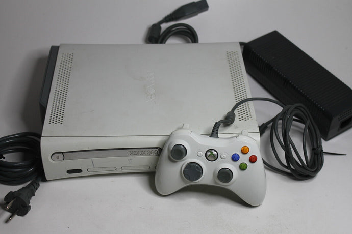 Microsoft Xbox 360 Arcade 256MB Weiß Spielekonsole (XGX-00059)