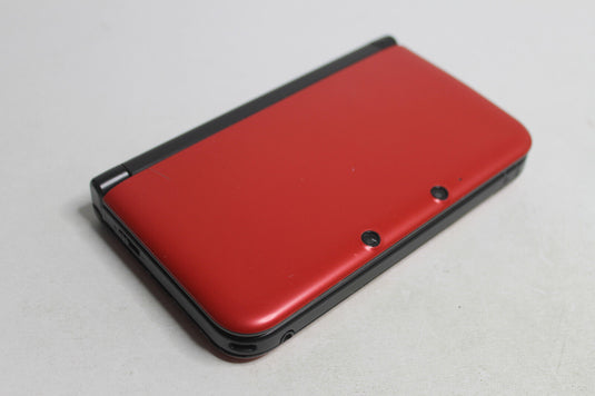 Nintendo 3DS XL Handheld-Spielkonsole in Rot/Schwarz