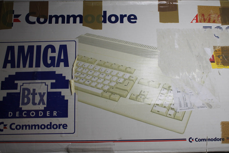 Laden Sie das Bild in Galerie -Viewer, Commodore AMIGA 500 inkl. Netzteil, OVP und ca 250 Disketten - in gutem Zustand
