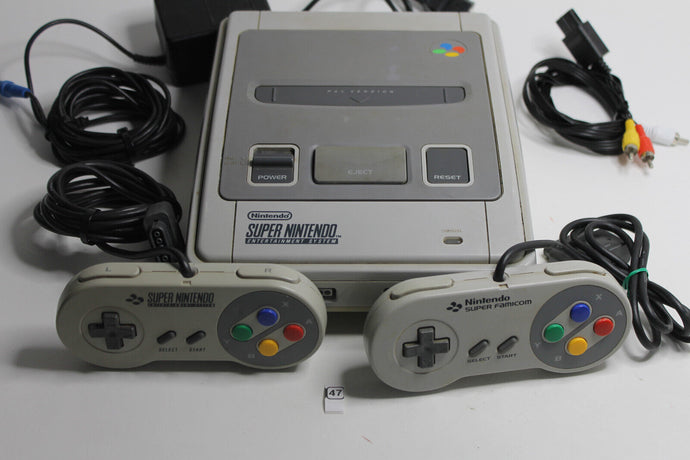 Nintendo Super Famicom Spielkonsole - Grau (SHVC001)