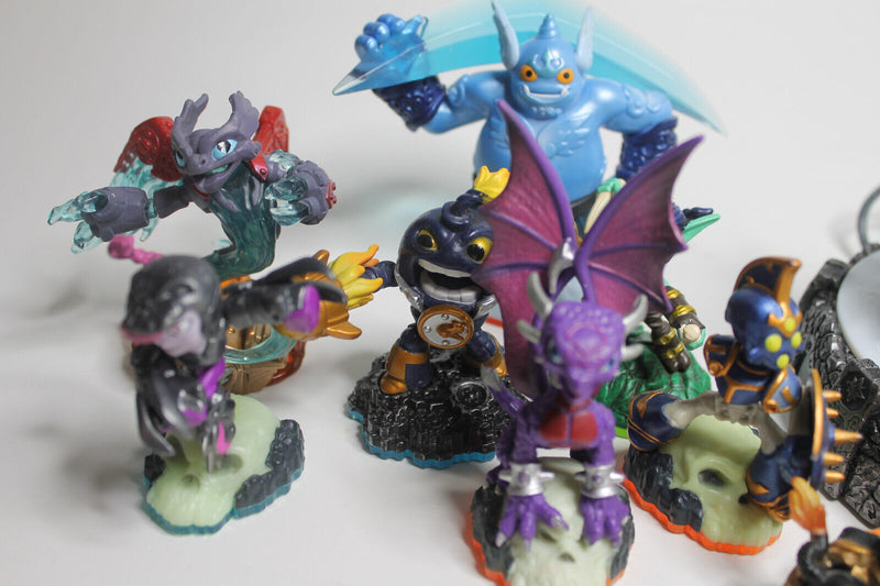 Laden Sie das Bild in Galerie -Viewer, Skylanders Spyros Adventure Figuren | Wii, 3Ds, Ps3, Xbox |
