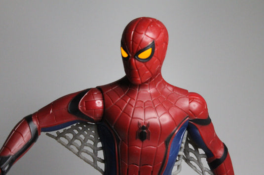 Marvel Figuren Spiderman mit Licht und Sprachausgabe über 30 cm