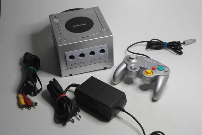 NGC - Nintendo GameCube Konsole Silber mit Controller